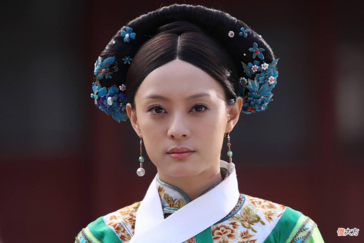 【历史故事】《甄嬛传》中，甄嬛和华妃一开始都爱皇上，为何两人结局相差很大