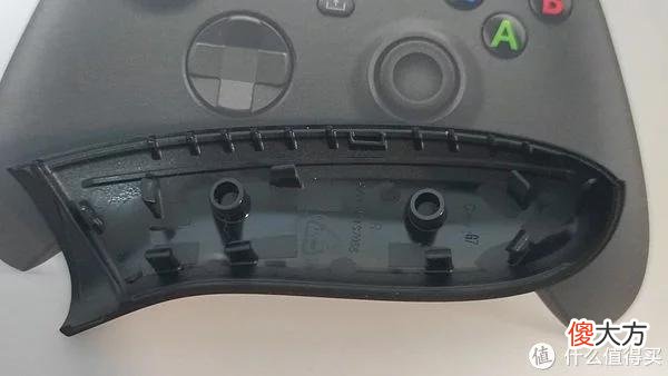 【游戏世界】游戏装备 篇一：xbox series 手柄真假辨别方法浅谈   又名 《真假xbox series手柄技术分析报告》
