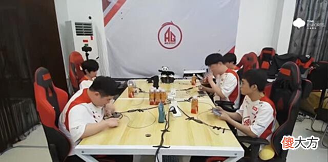 【游戏世界】AG未央成为新人野王,张角曾经靠好友才买下,这300万花得很值!