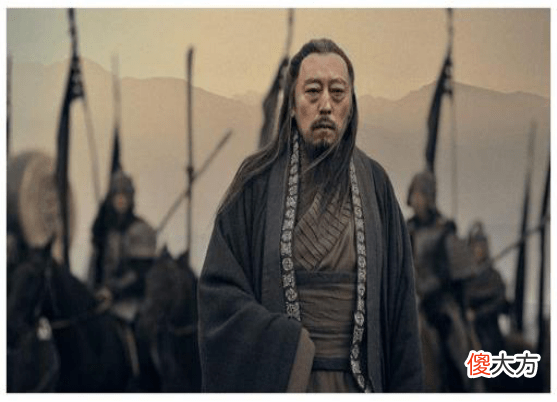 【历史故事】为什么杨修会被处死，而司马懿能够安然无恙的活着？