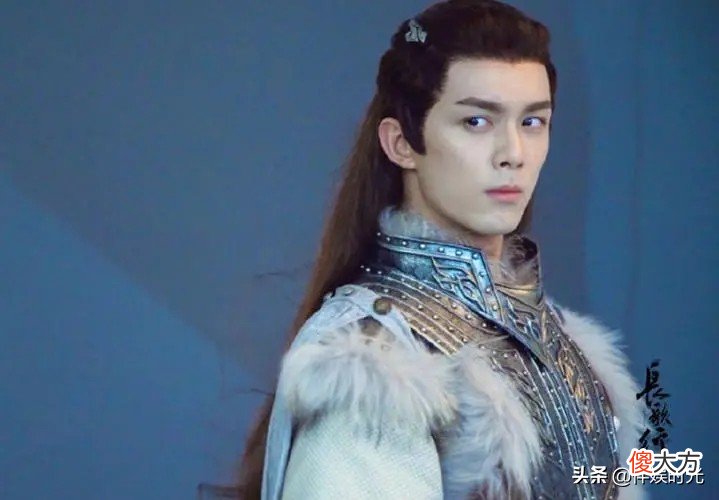 神颜男星的证件照 证件照男明星