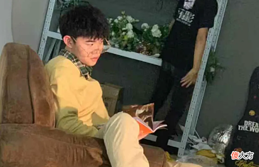 【游戏世界】微凉已经满足不了韩涵了，自信挑战八大野王：输了咱也不丢人