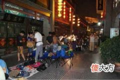 夜市摆摊卖什么最火爆 手机夜市卖什么好