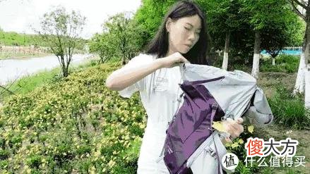 【就爱时尚】户外爬山必“背”，巨能装的神器——多特deuter速特登山双肩包