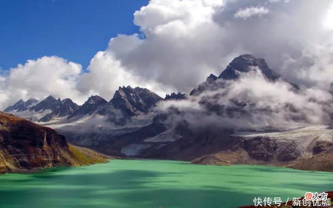 【十二星座】6月底，桃花娇艳，天赐良缘，爱情枯木逢春，牵手真爱的三个生肖