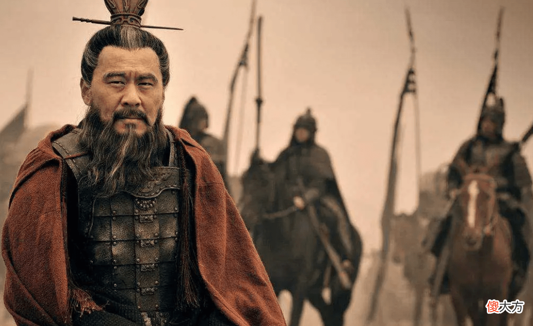 【历史故事】曹操临死之前，为何只杀杨修不杀司马懿？你看杨修临死前说了什么