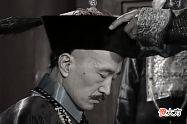 【历史故事】刘墉的升迁为什么比和珅差那么多？