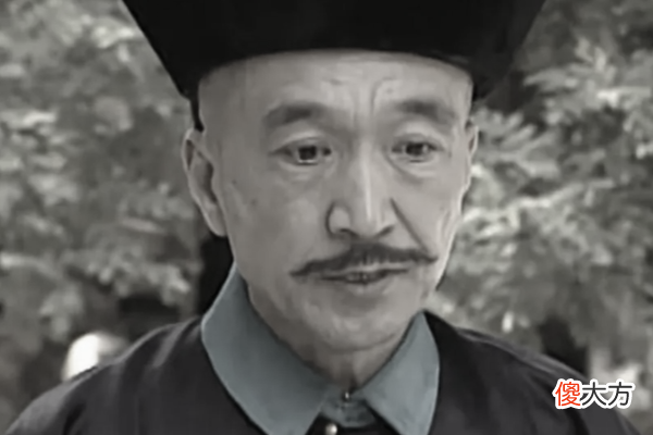 【历史故事】刘墉的升迁为什么比和珅差那么多？