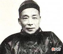 【爱历史】穷小子借钱从不花,放进箱子到期就还,用这个套路攒下亿万身家