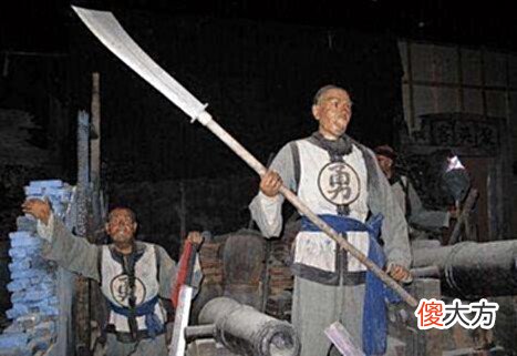 【历史故事】边境近距离较量中,官兵们使用偃月刀,到底有多大优势?