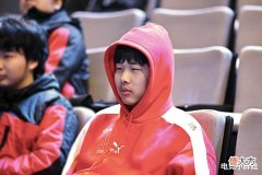 【游戏迷】AG超玩会小兽坐享其成,未央是张角靠关系买下,忆安则是月光的自留签