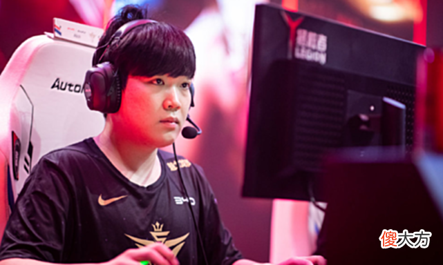 【游戏迷】V5以2-0击败FPX，拿下3连胜！lwx发挥不佳，下路对线炸裂
