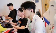 【游戏世界】icon首发就打TES，压力山大？但是他打knight胜算却是很高！