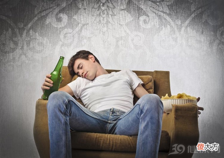 喝酒基本不断片的人 喝酒不会断片的人