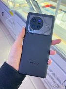能游戏的手机了 什么手机拍照效果好又能打游戏