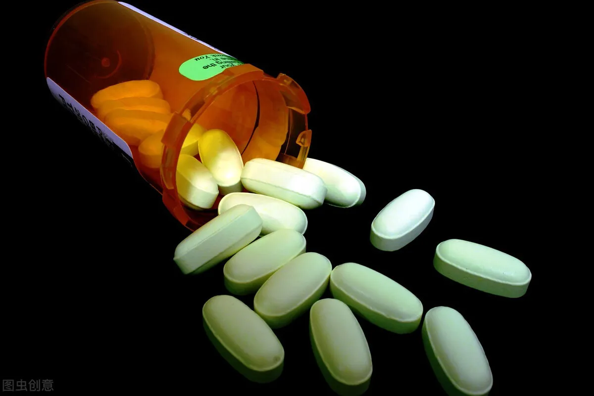 哪些人不适宜服用阿莫西林？阿莫西林和罗红霉素联用有什么好处？左氧氟沙星和莫西沙星