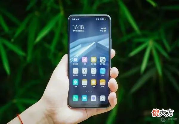 推荐几款1000元左右性价比不错的手机 vivo一千多手机有什么好的推荐