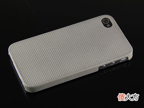 如何选择手机壳的材质 什么材质的手机壳既薄手感好
