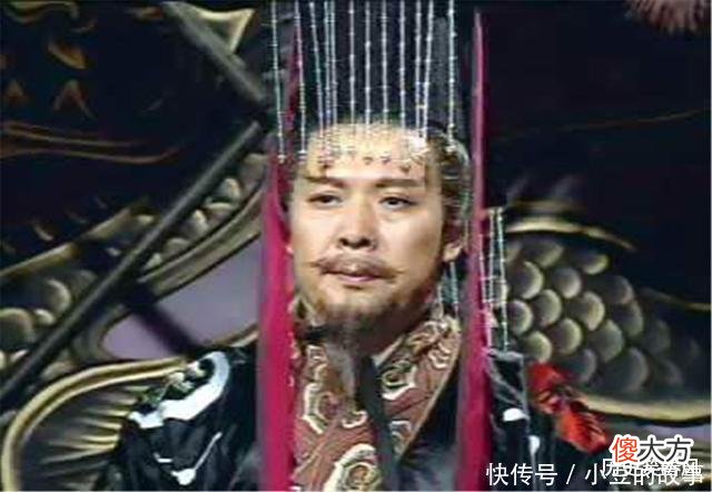 【历史故事】刘备进位汉中王，为何劝进表上，诸葛亮关羽的名字没有排在最前面