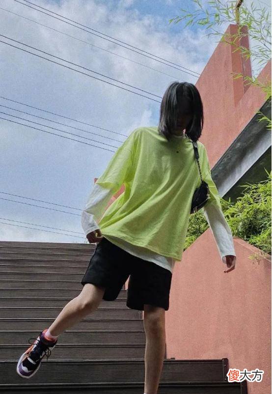 【就爱时尚】今年夏天的爆款爸爸裤，搭配什么衣服好看