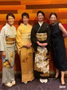 【时尚一点】看完62岁日本妈妈的打扮，发现女人越老越优雅年轻的秘诀，值得学