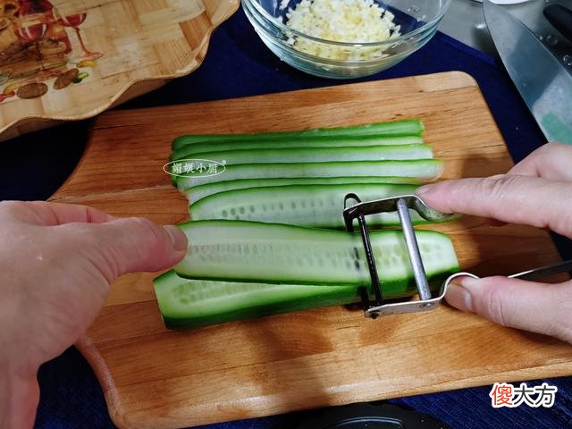 摆盘浇上料汁好看又好吃 浇汁料怎样做好吃