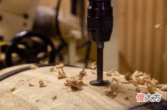 红葡萄酒开封了5年了还能喝吗 过期的红葡萄酒有什么作用