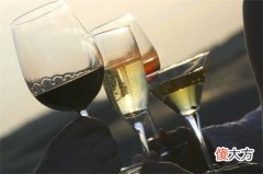 葡萄酒几天可以把皮沉淀下去 葡萄酒里有沉淀究竟是什么原因