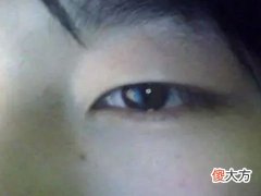 男人小眼睛面相的性格好不好