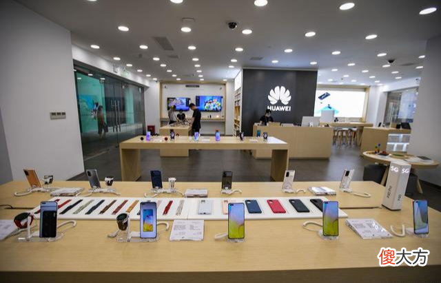 网购手机和实体店买手机 网上买什么实体店的手机好