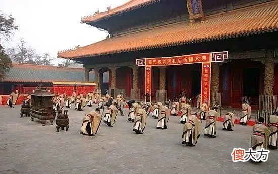 【历史故事】孔、孟、颜、曾四姓为何使用的号称是“通天家谱”？