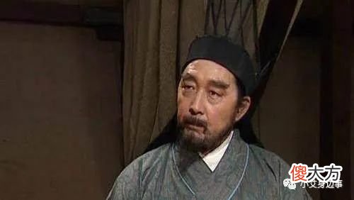 【爱历史】诸葛亮为何会退居二线?因为刘备找到了更好的人选