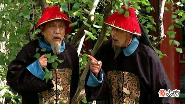 【历史故事】索额图：帮助康熙除鳌拜、平三藩的大功臣，为何最后被圈禁赐死？