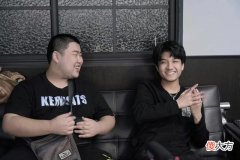 【游戏世界】小胖训练赛战绩曝光：16战7把负战绩，被K甲完虐，掀翻eStar很难