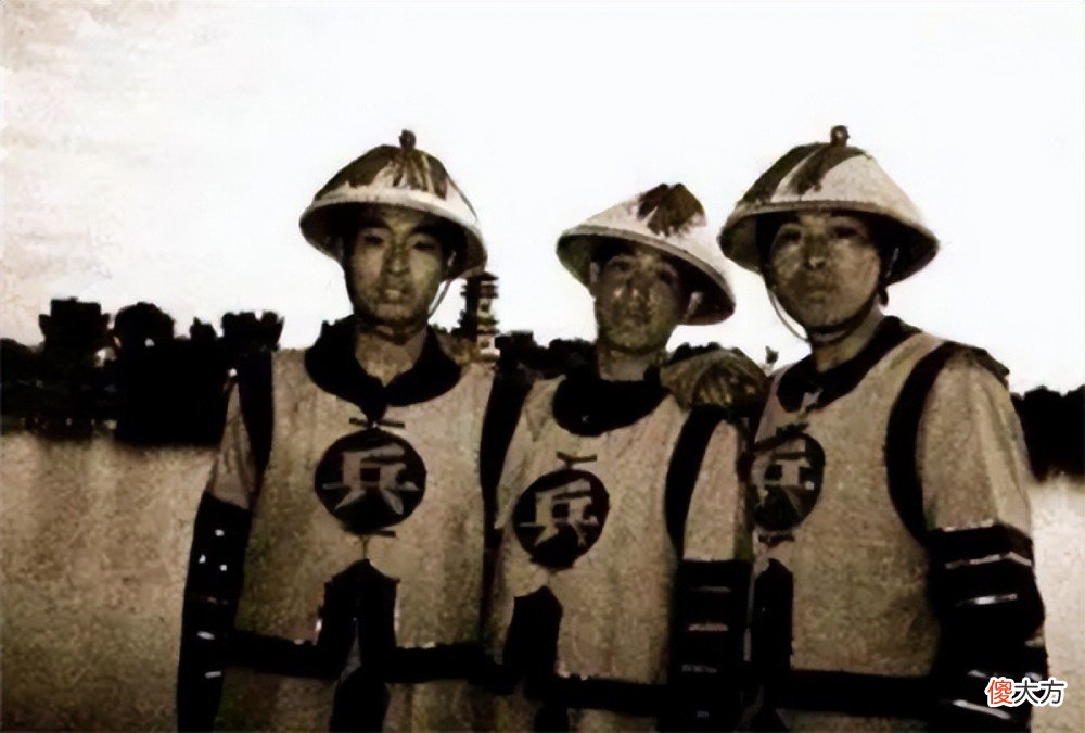【历史故事】清朝灭亡后，百万清军为什么消失了？