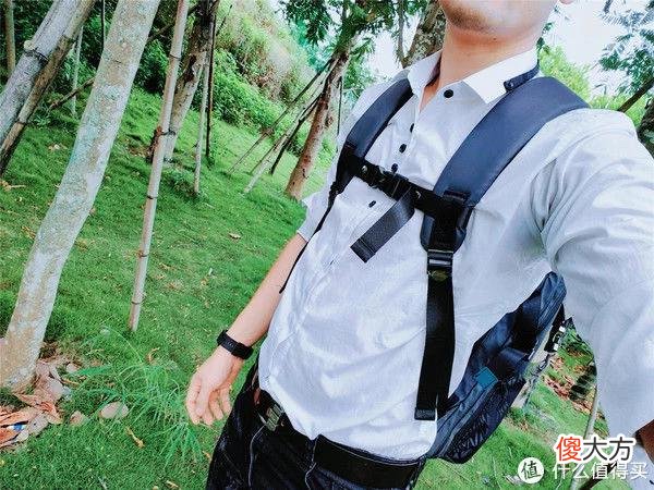 【就爱时尚】模块化定制，完美兼顾多场景使用，光影行星宙斯双肩包评测分享