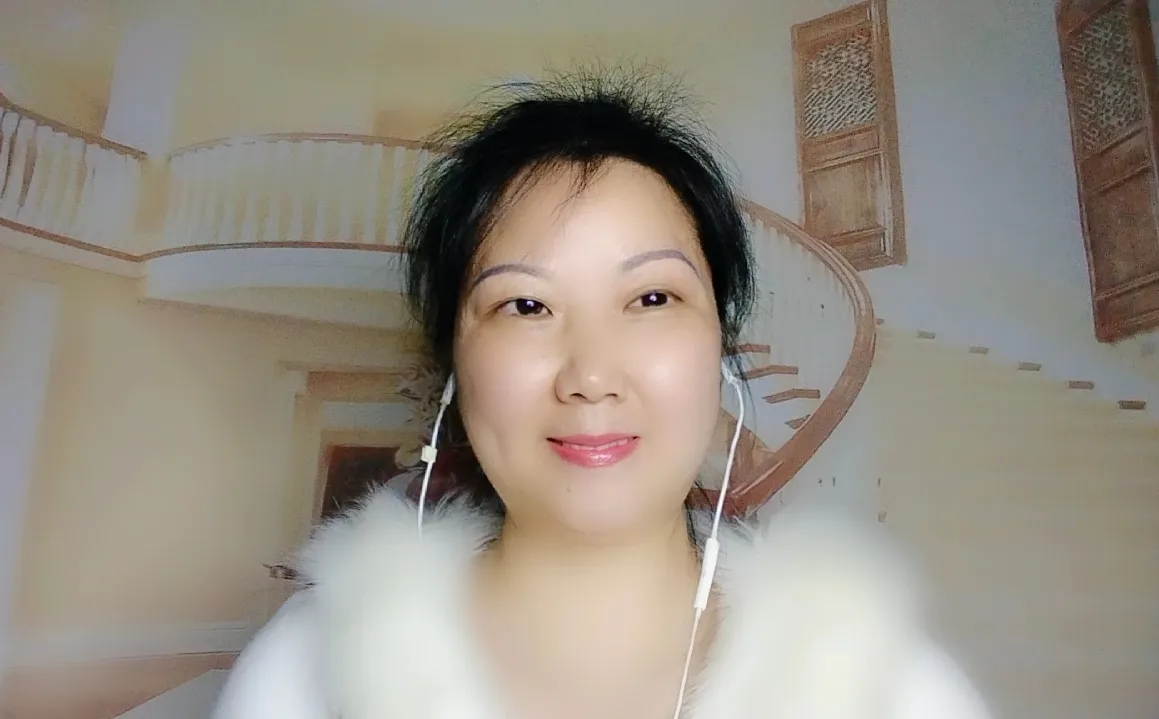 你还记得在长沙倒塌楼房当中被救出来的第十位幸存者吗？她在废墟里整整呆了132个小