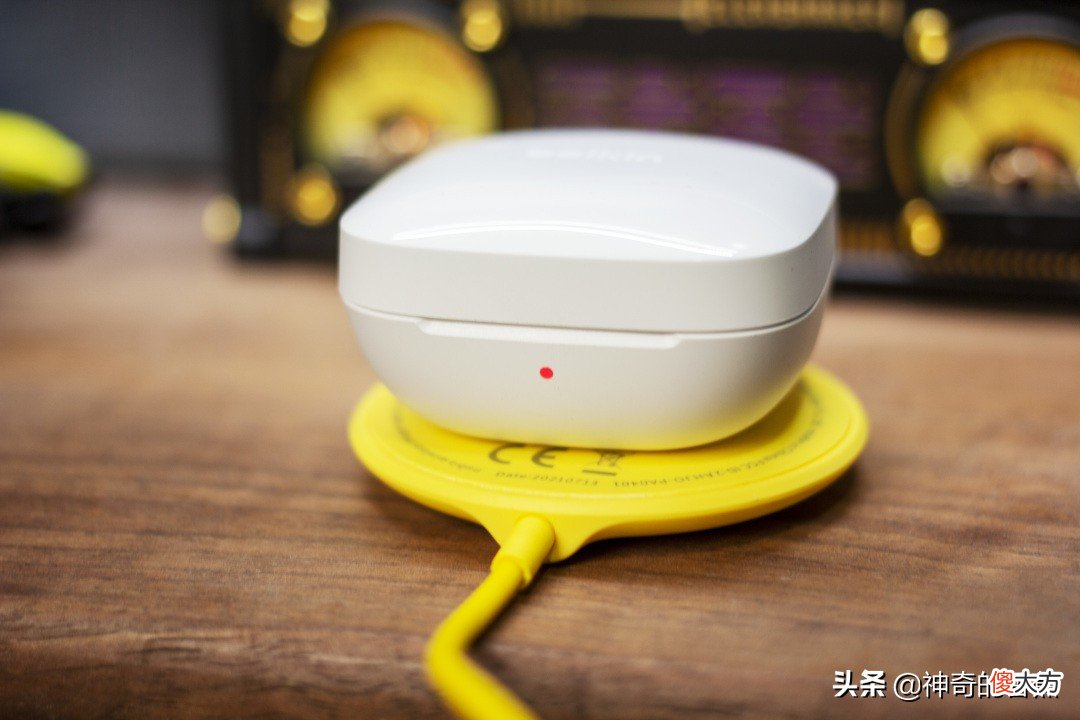 苹果手机用户另一个蓝牙耳机的选择 苹果手机是配什么样的蓝牙耳机好