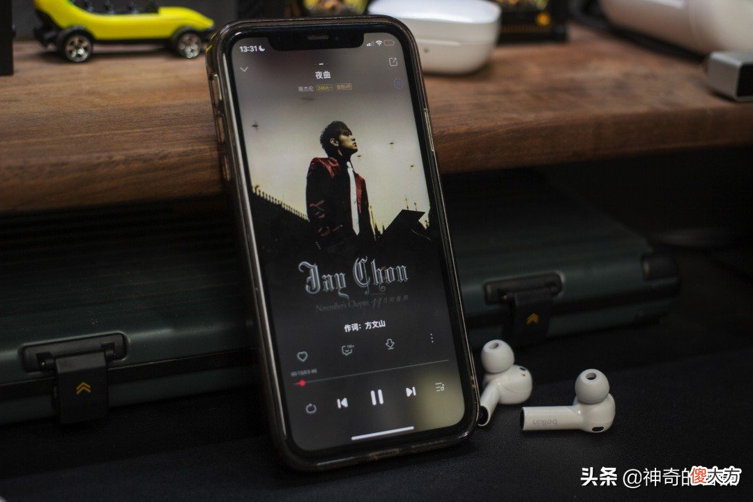 苹果手机用户另一个蓝牙耳机的选择 苹果手机是配什么样的蓝牙耳机好