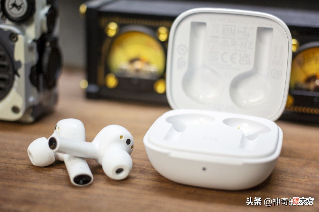 苹果手机用户另一个蓝牙耳机的选择 苹果手机是配什么样的蓝牙耳机好