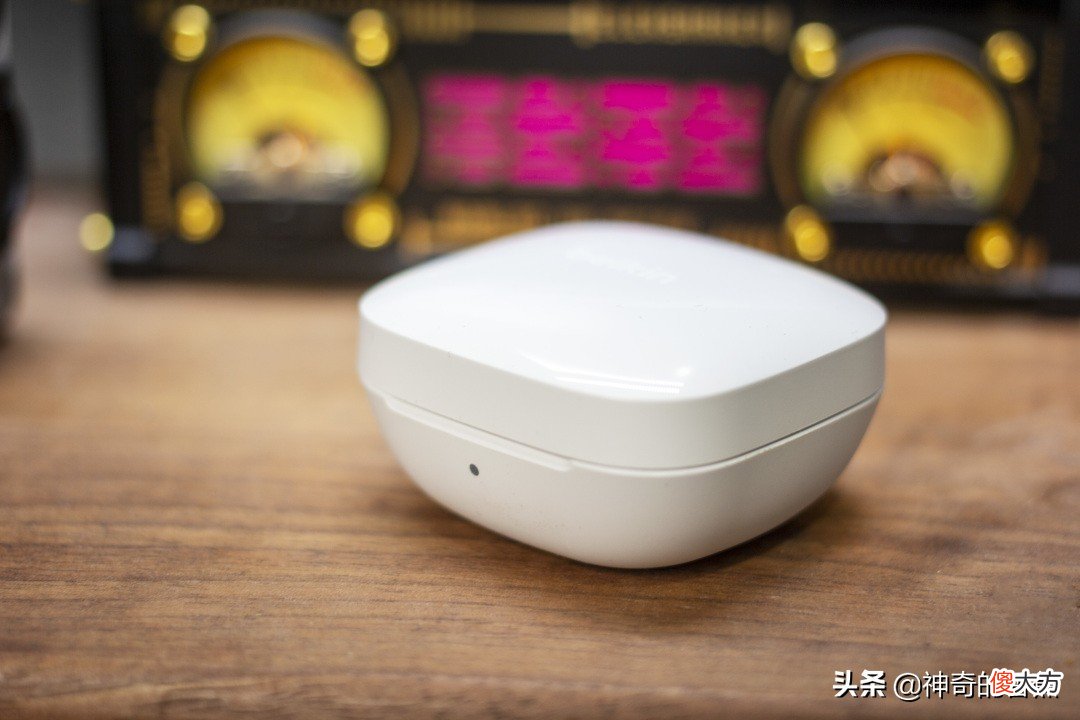 苹果手机用户另一个蓝牙耳机的选择 苹果手机是配什么样的蓝牙耳机好