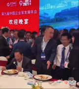 曹德旺说我没有什么朋友，政界和企业界、经济学界的，我不跟他们玩，没什么意思