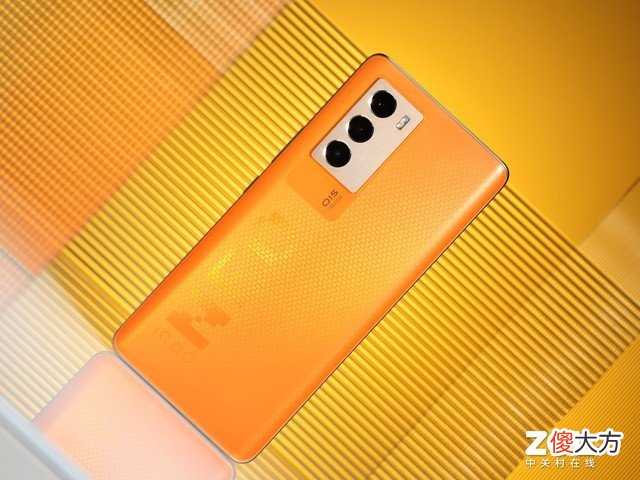 预算3000块 不玩游戏3000元预算买什么手机好