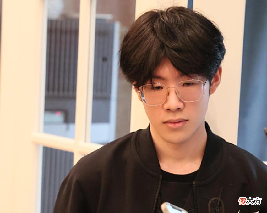 【游戏世界】LPL夏季赛：RNG迎战WBG，Breathe迎来“终极验货局”，中路成关键