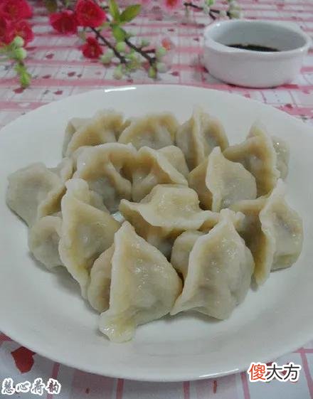 妈妈传授的羊肉饺子香而不柴——羊肉胡萝卜饺子