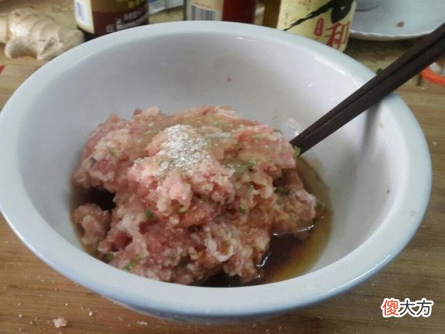 包子馅怎么调才饱满多汁 怎么样调包子馅汁多