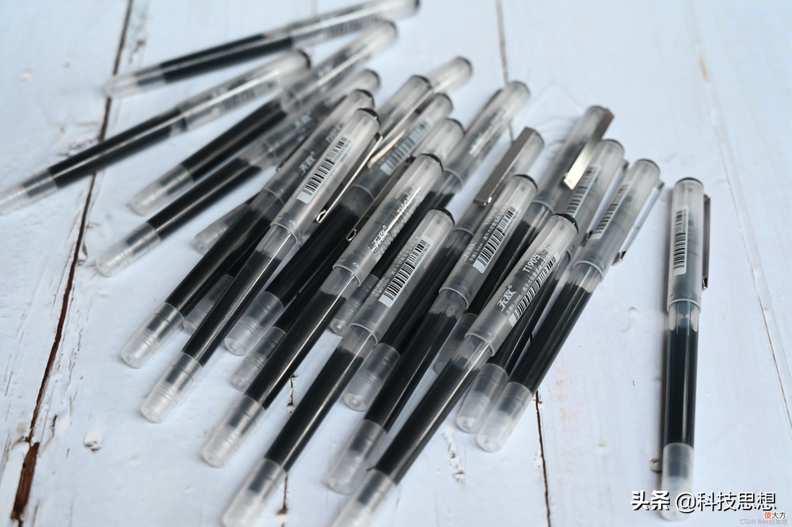 大墨量的走珠笔 走珠笔洇墨
