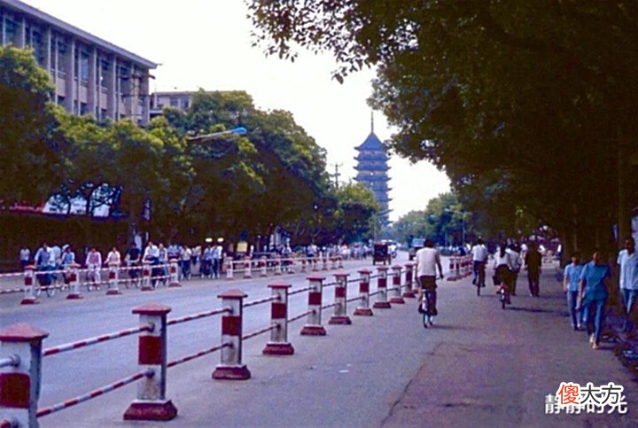 【历史故事】70年代的苏州：拙政园露天电影，人民路，五七粮店，河道清淤