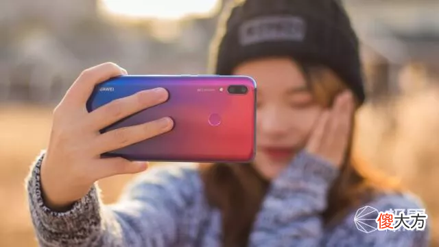 圣诞节送给女友的礼物 用手机送女朋友什么礼物好