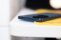 价格都在一千五左右 一千五以内手机什么牌子好